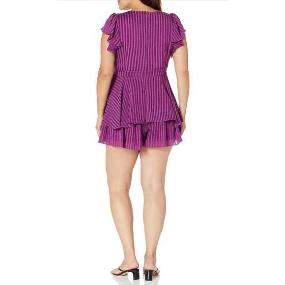 City Chic Magenta Playsuit Size L-20 * Faux Wrap, Ruffle Sleeves, Relaxed Fit - Picture 2 of 4